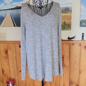 Pink Clover Heather Gray Long Sleeve Top